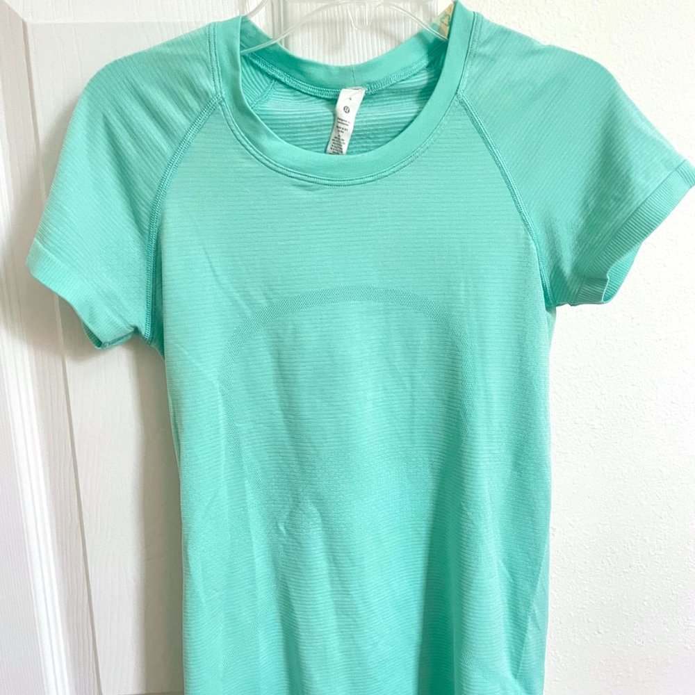 lululemon Swiftly Tech Short Sleeve Top